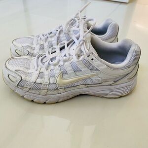 NIKE “Triple White”